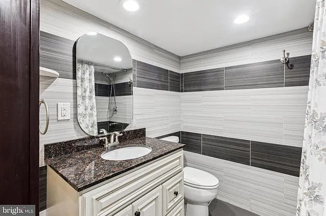 2504 E York St #1 — Photo 16