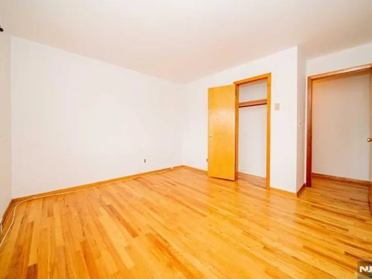 20 Lafayette St #2 — Photo 9