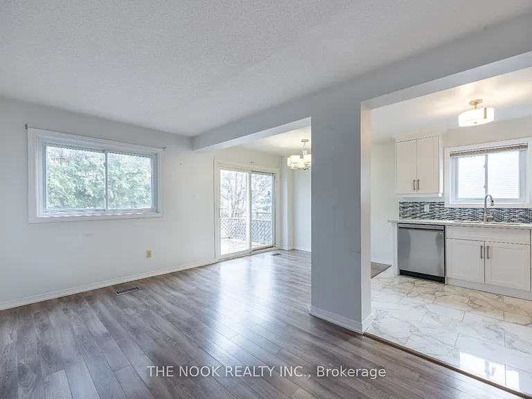 606 Cobblehill Dr — Photo 14