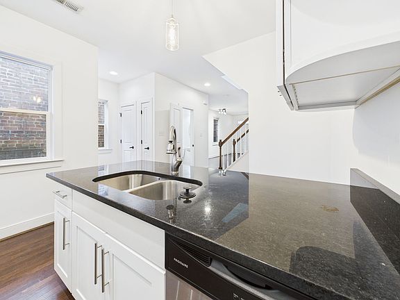 2nd image of 2617 1/2 W Main St #B