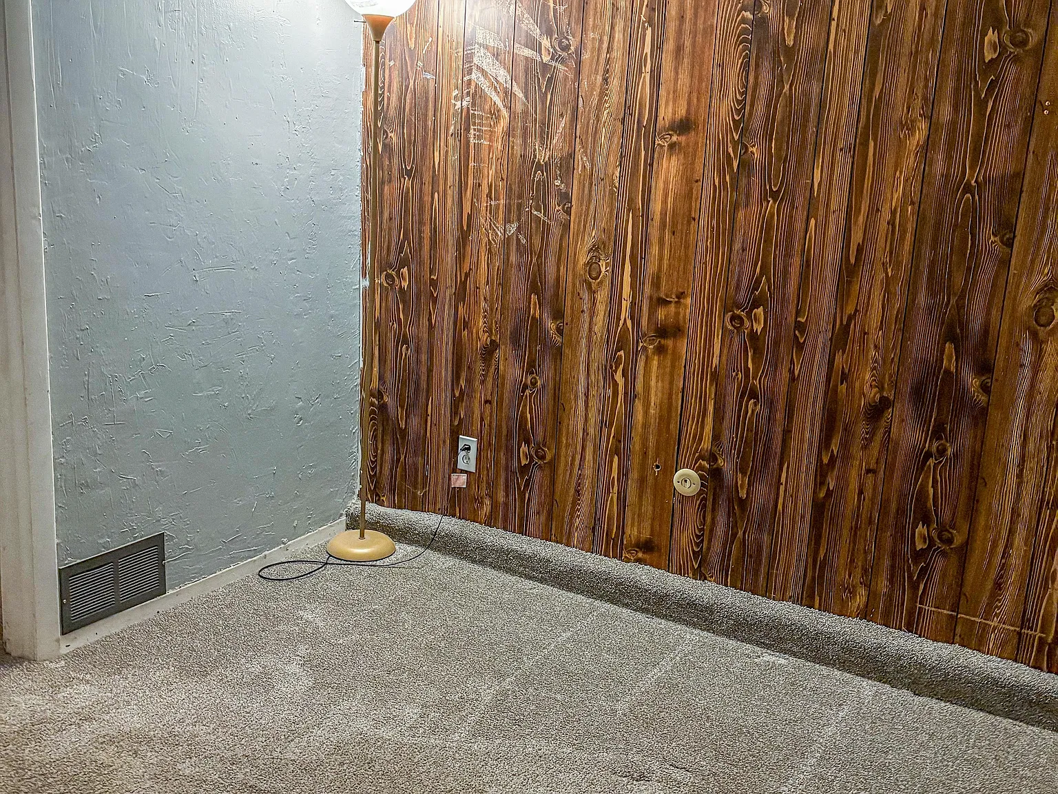 2619 Weir Avenue - E — Photo 3