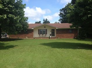 7976 State Route 121 N, Murray, KY 42071