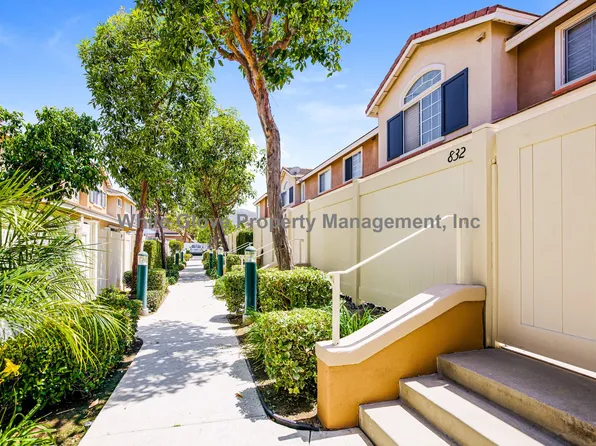 832 S Boulder Pl, Anaheim, CA 92808