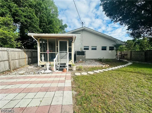4428 Bessie Ave, Fort Myers, FL 33905