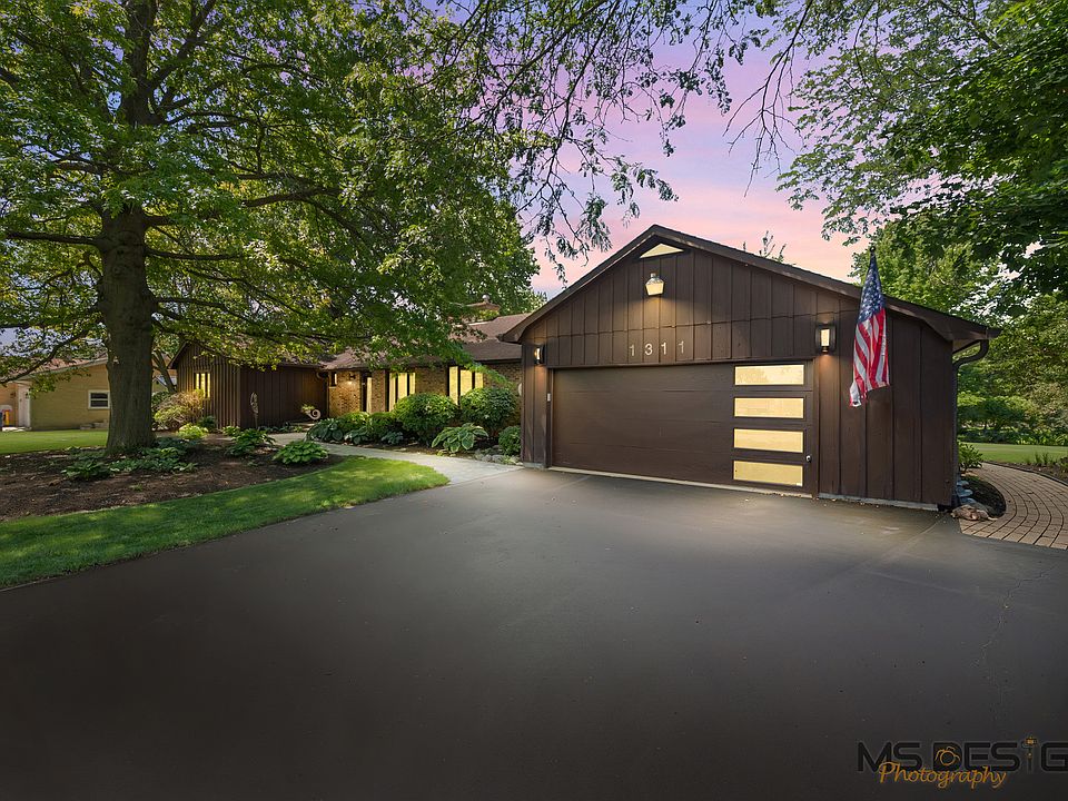 1st image of 1311 Azalea Ln