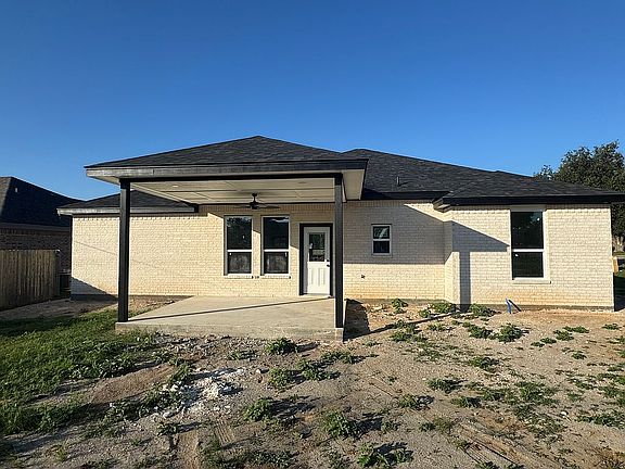 4th image of 2000 Brooke Ln
