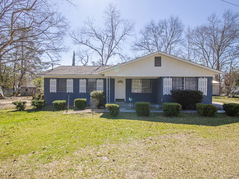 104 President Cir