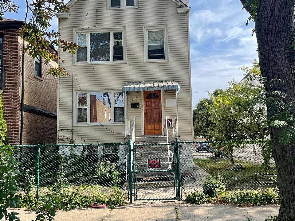 1st image of 2519 N Luna Ave #1