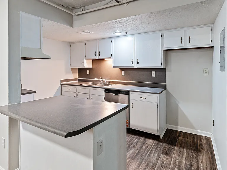315 W Hill St #OB1 — Photo 9