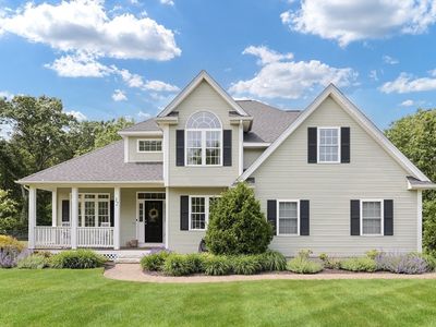 32 Lowe Meadow Ln, North Attleboro, MA, 02760