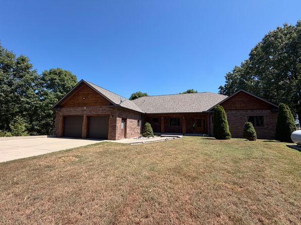 2130 Carlton Rd
