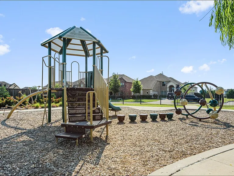 1113 Granger Dr — Photo 44