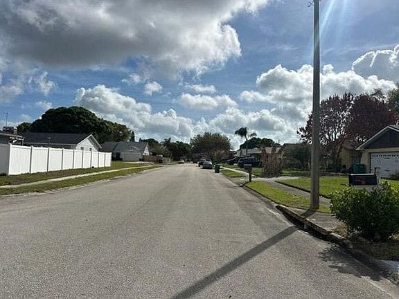 5th image of 711 Date Palm Blvd