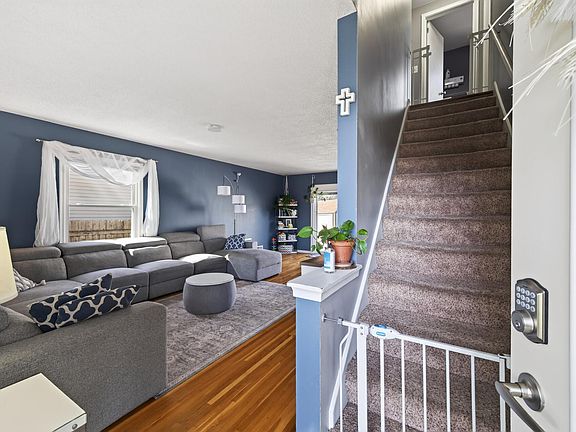 4th image of 401 108th Ln NW