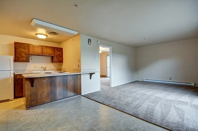 1199 SE 9th Ave — Photo 1