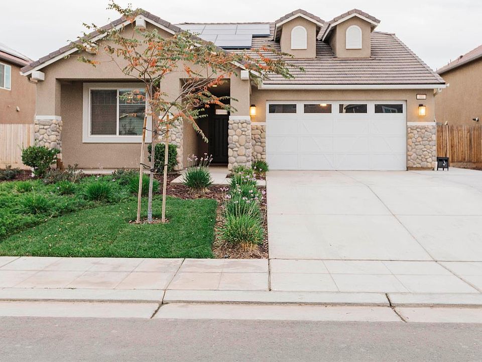 2nd image of 501 Mesa Dr S