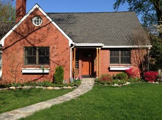 1862 Patrick Henry Dr, Arlington, VA 22205