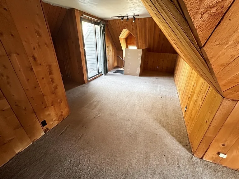 119 N Hamilton St #5 — Photo 22