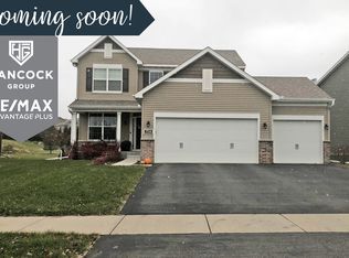1350 Interlaken Pkwy N, Waconia, MN 55387
