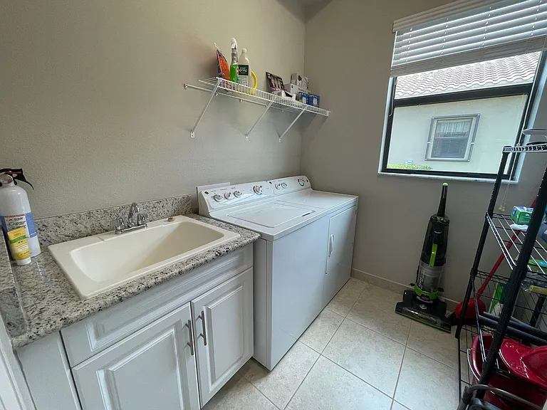 13548 Coronado Dr — Photo 24