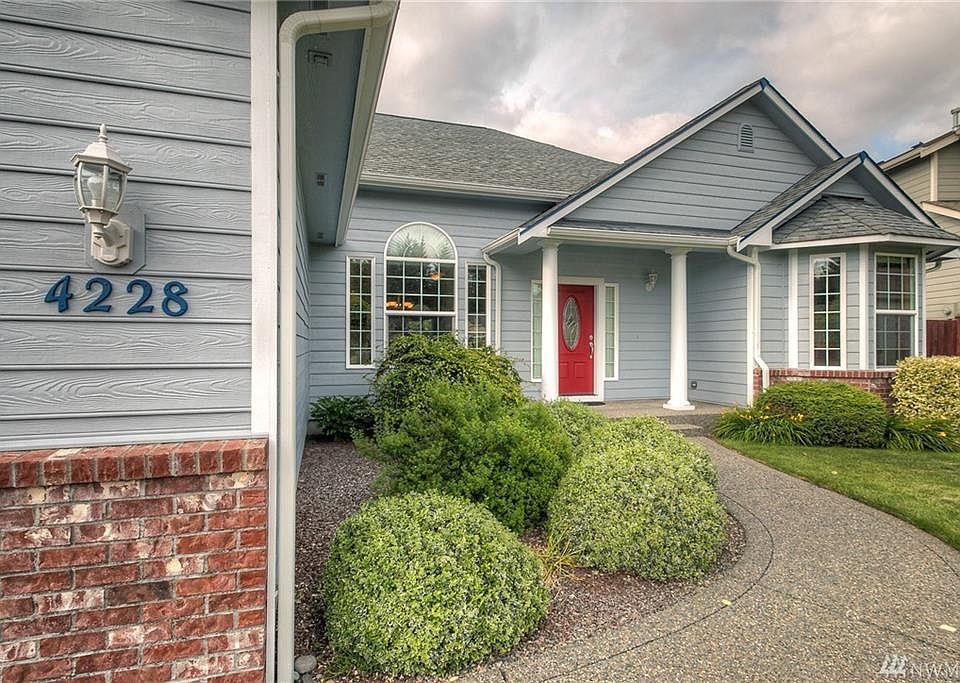 1st image of 4228 10th Ave NW