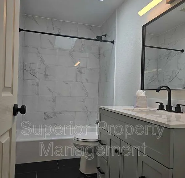 4126 Stoneridge Ct #2 — Photo 7