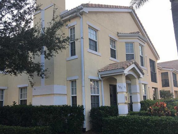 2nd image of 136 SW Peacock Blvd APT 19-101