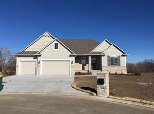 1614 N Lakeside Dr, Andover, KS 67002