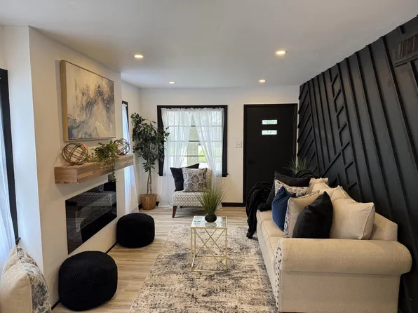 456 South 74th STREET, Milwaukee, WI 53214