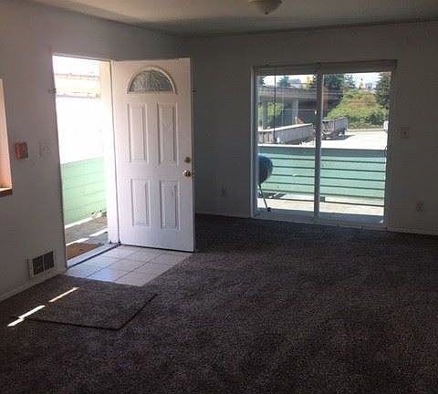 2nd image of 2715 Harrison Ave APT 3