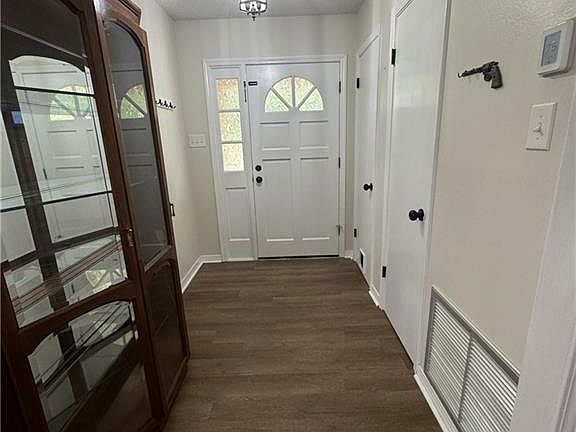 3rd image of 10224 Padgett Switch Rd