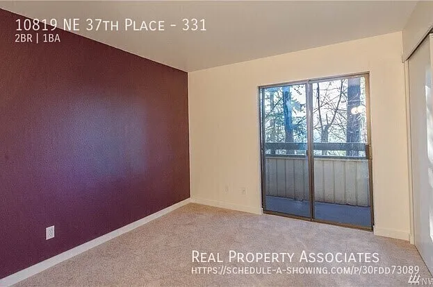 10819 NE 37th Pl #331 — Photo 25
