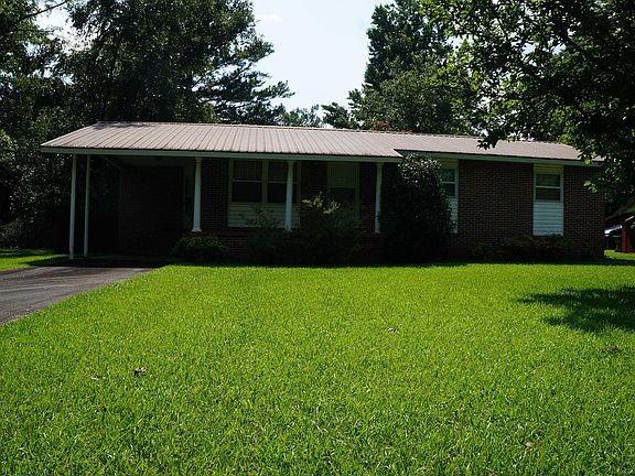 3rd image of 105 Eden Dr
