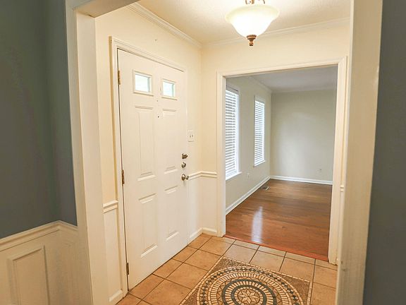 4th image of 178 S Old Belair Road