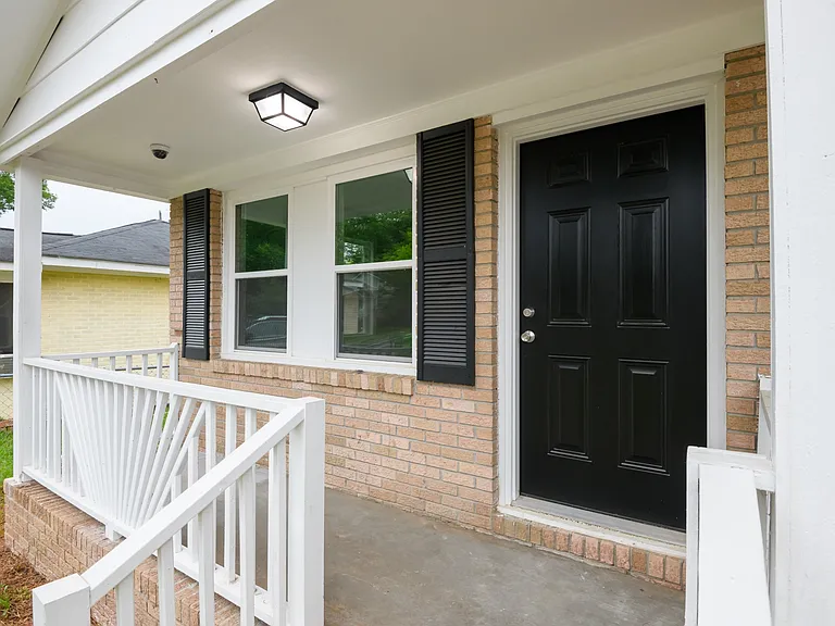 102 Burdock Cir — Photo 11
