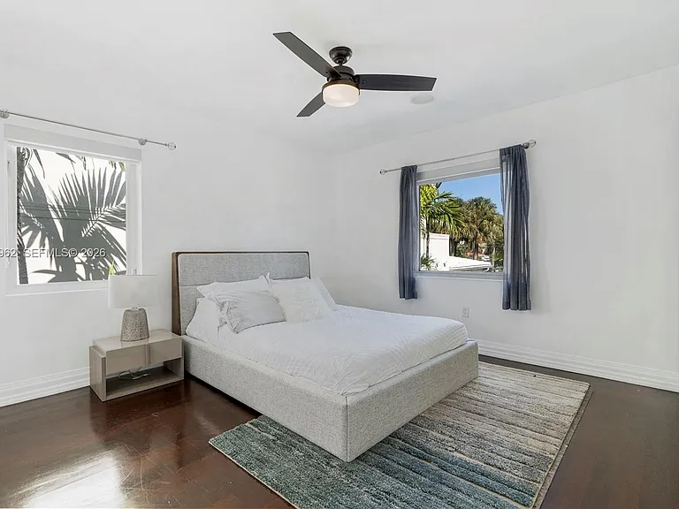 9380 Bay Dr — Photo 36