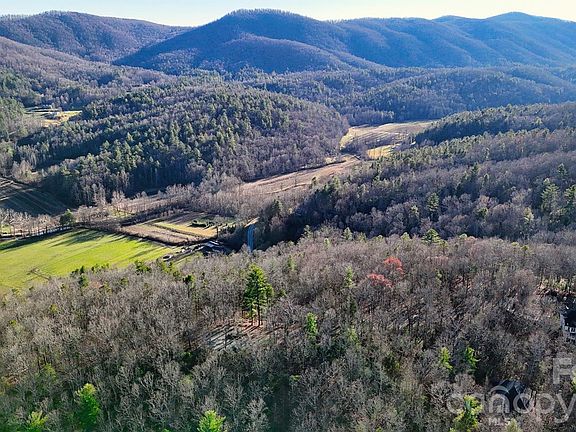 5th image of 130 Brown Bear Ridge Trl Unit 17