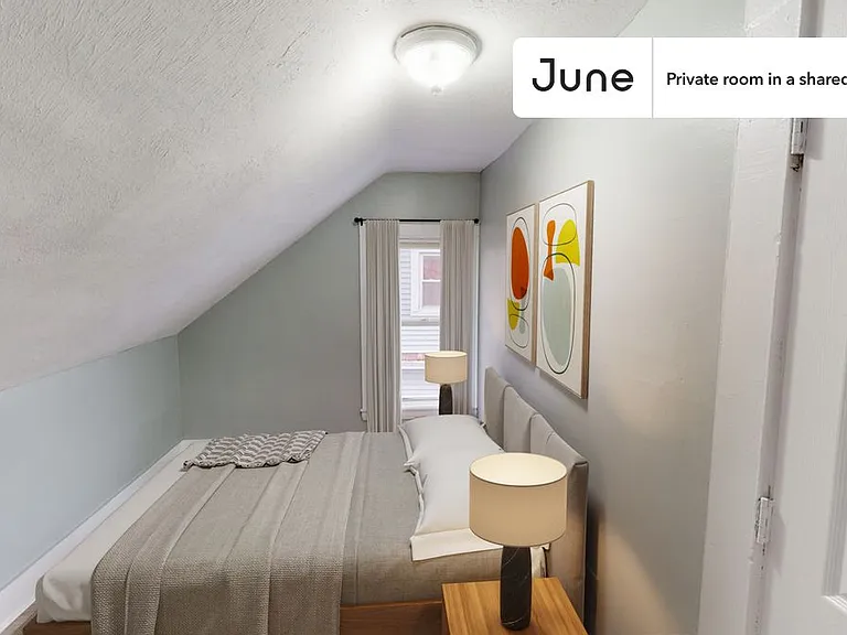 11 Islington St #G — Photo 1