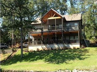 257 Mulberry Dr, Deatsville, AL 36022