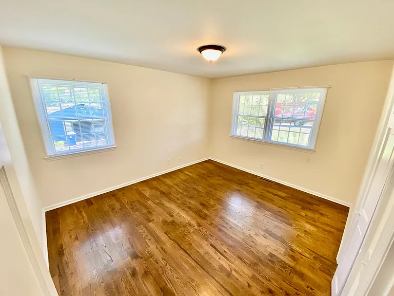 1634 Fernwood Cir — Photo 29