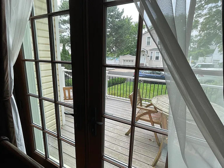 Law Pl — Photo 15