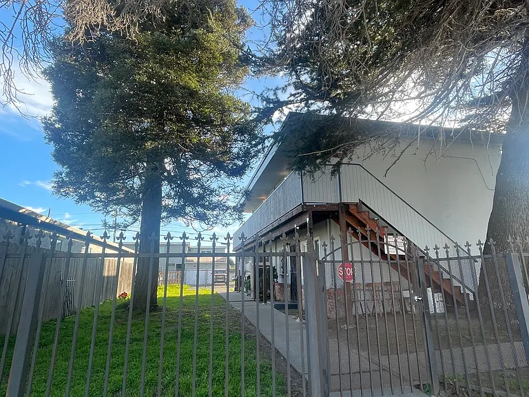 2816 Cutting Blvd #2816 — Photo 5