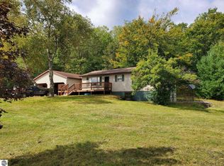 10773 E 40 1/2 Rd, Cadillac, MI 49601