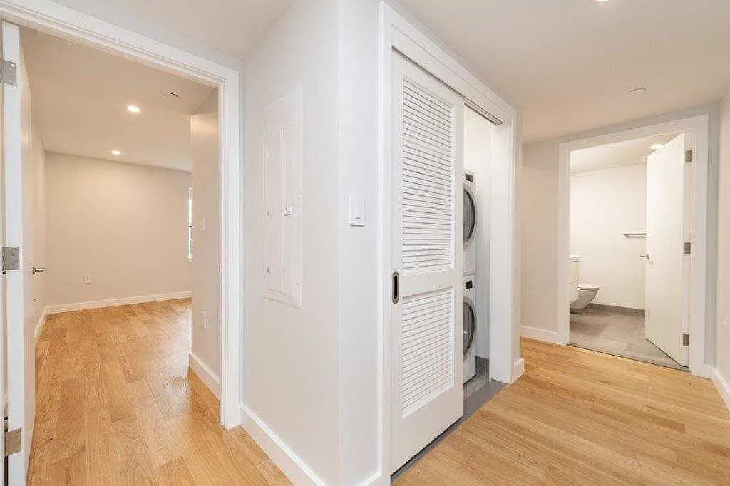 4 bed, $6,500 — Photo 4