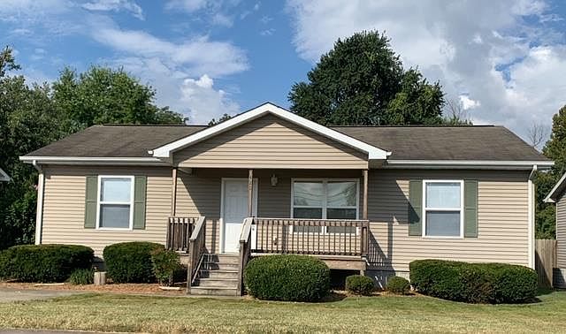 1st image of 421 Wiman Dr