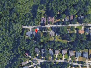 5551 Lake Vista Rd, Waterford, MI 48327