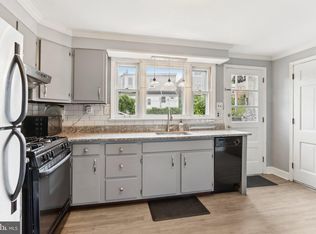 186 Conarroe St, Philadelphia, PA 19127