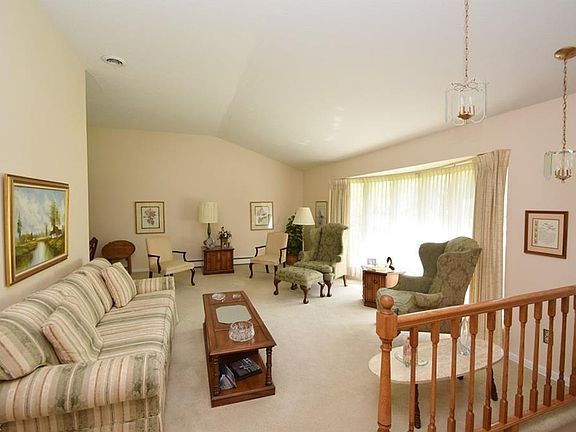 5th image of 6258 Somerset Dr