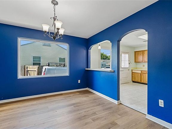 4th image of 641 Harang Ave