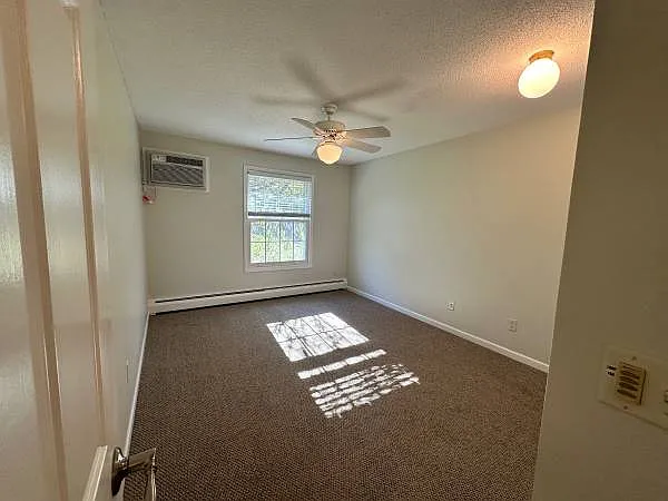 942 Westbrooke Way #1 — Photo 5